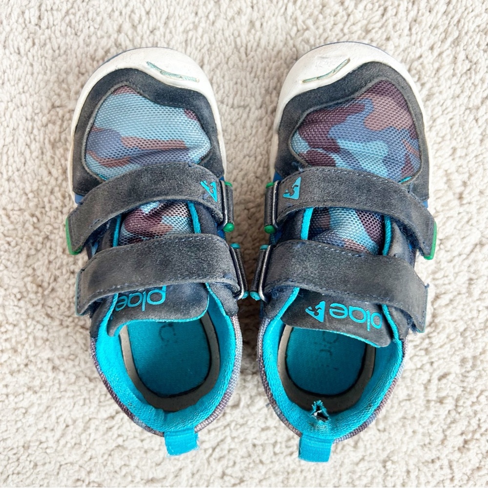 Plae Ty Sneakers (size 9.5) - Picture 4 of 8